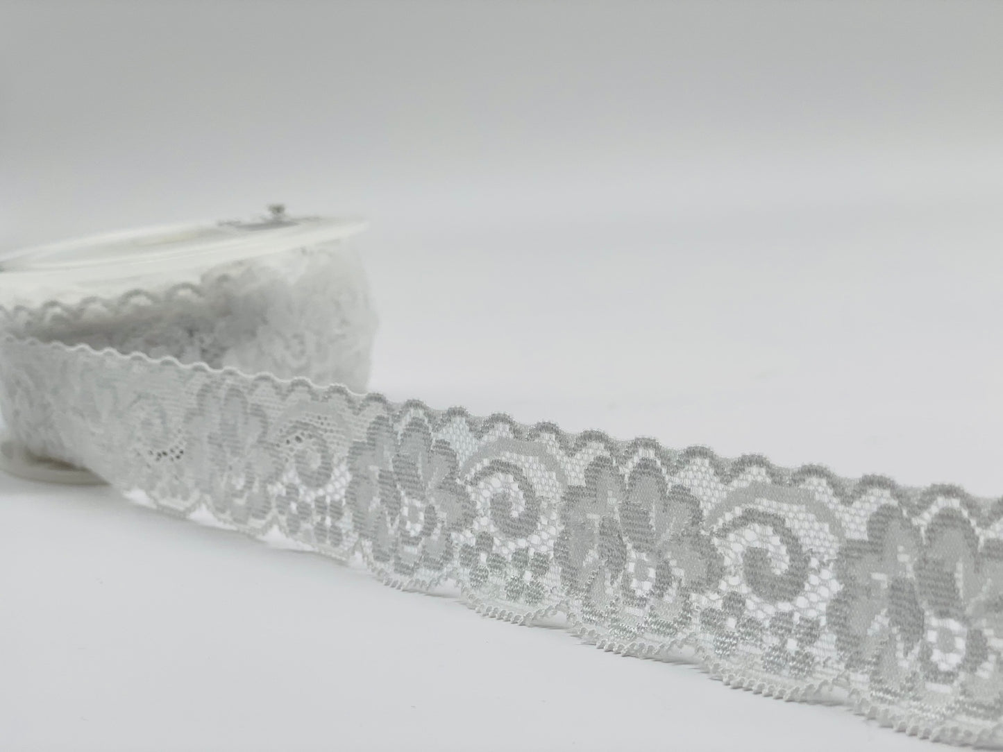 Elastische Spitzenbordüre Weiß