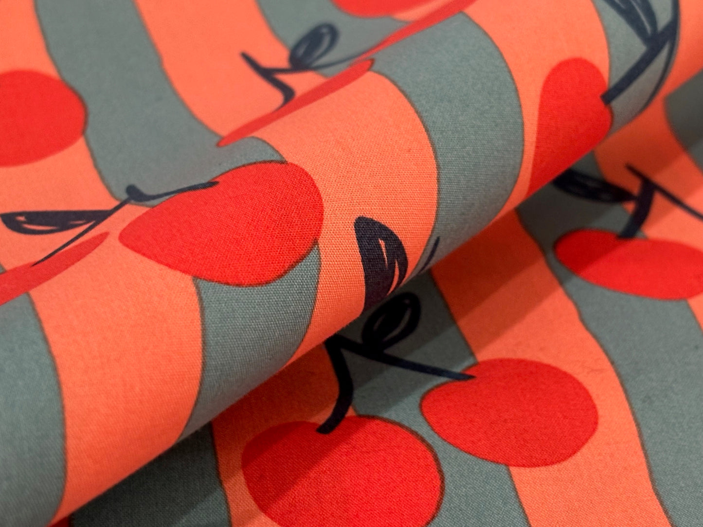 Baumwoll-Popeline Fruit Kirschen und