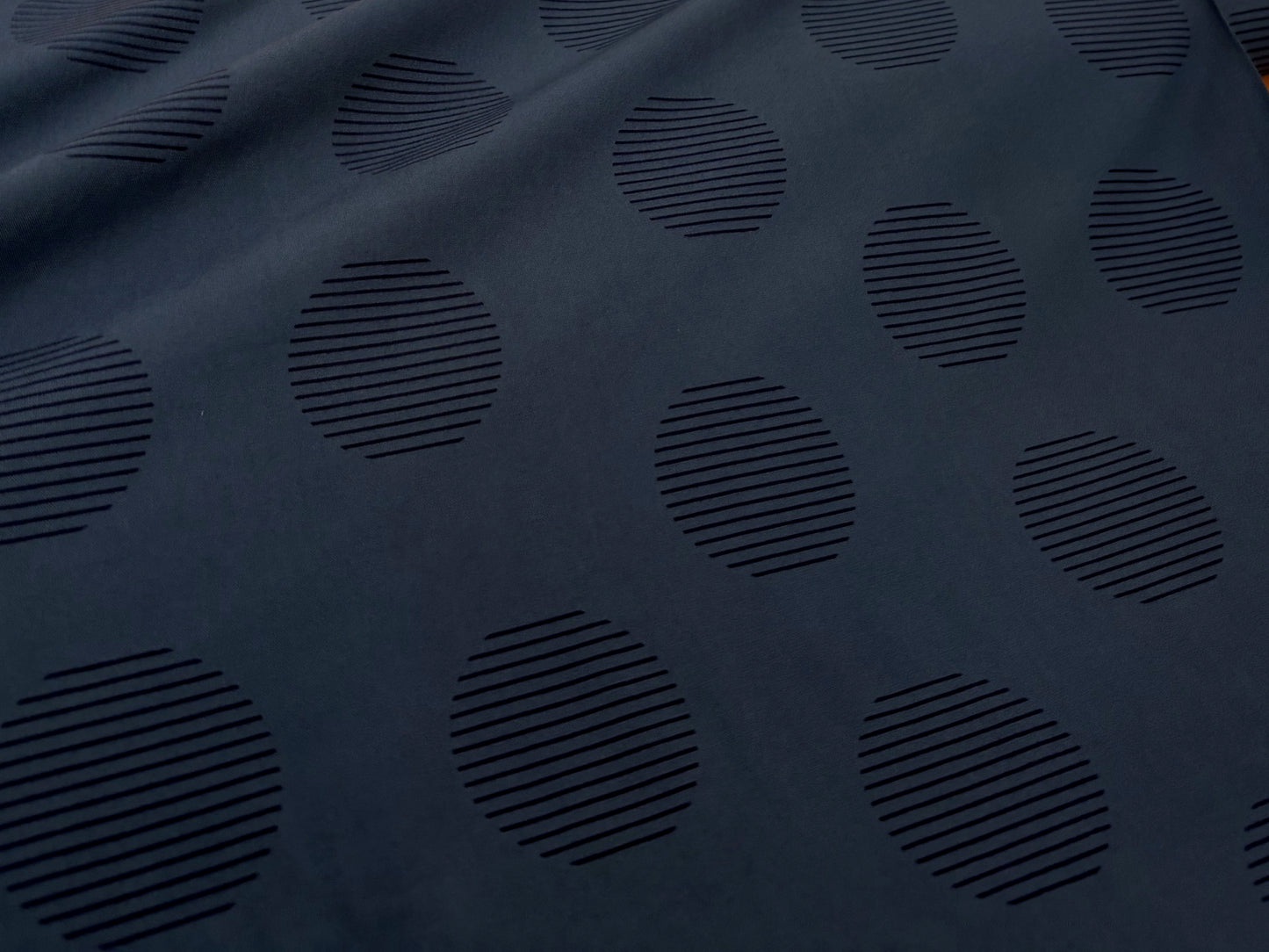 Lenzing EcoVero-Viskose Punkte