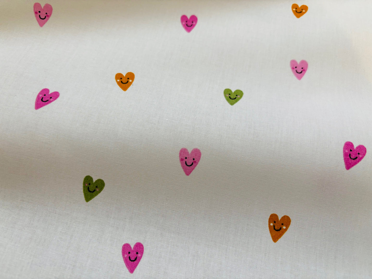 Baumwollstoff Zuckersüße Herzchen