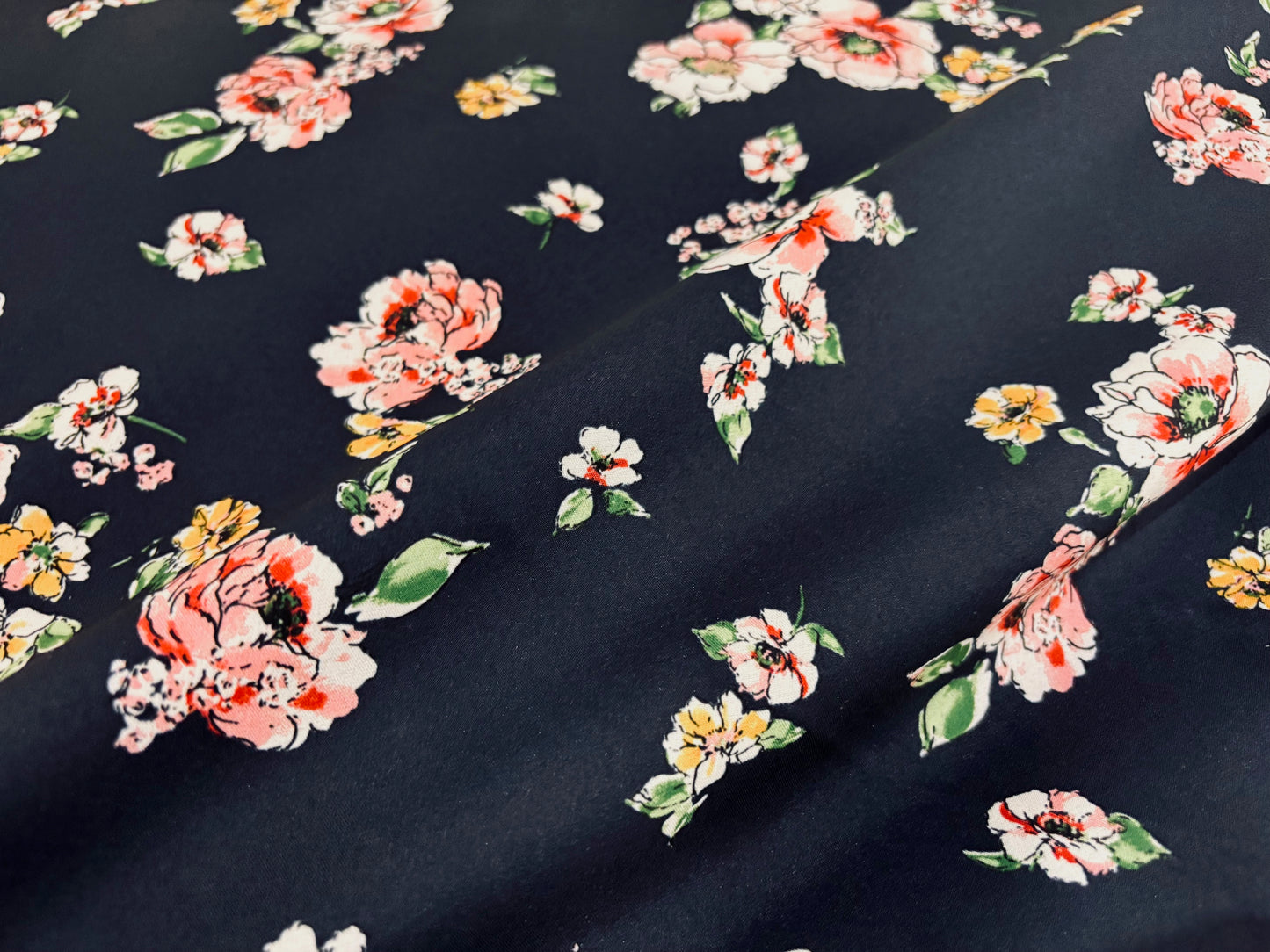 Leichter Magnolia Stretch Blüten