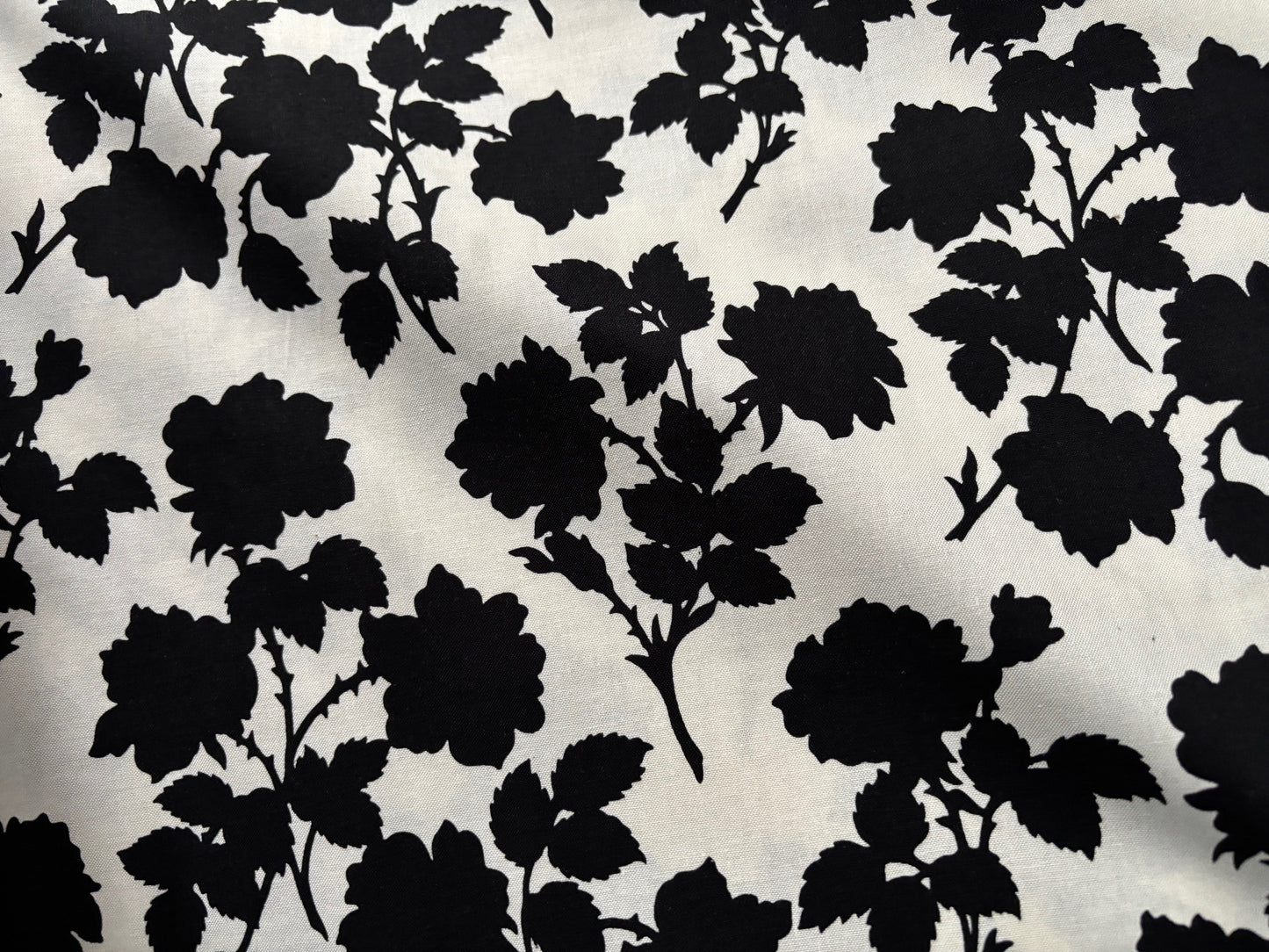 Baumwollstoff Blumen Scherenschnitt
