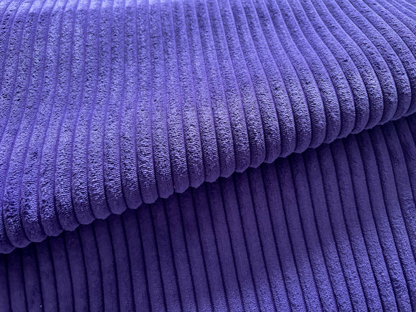 Breitcord Mega Violett Wanja