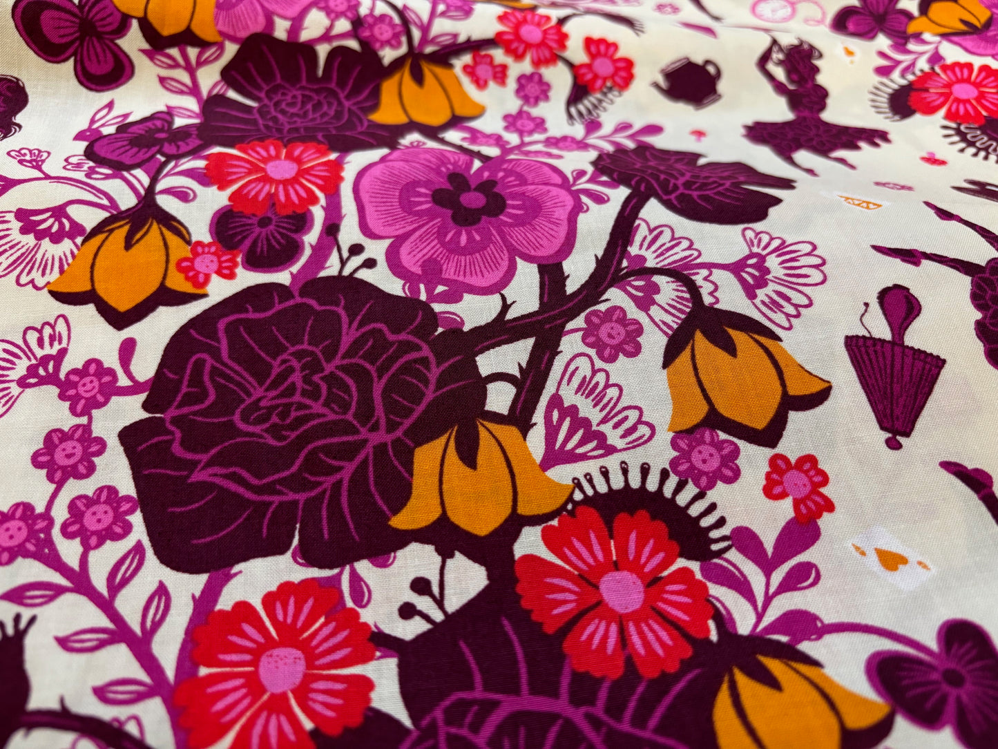 Baumwollstoff Hello Alice Blumen und