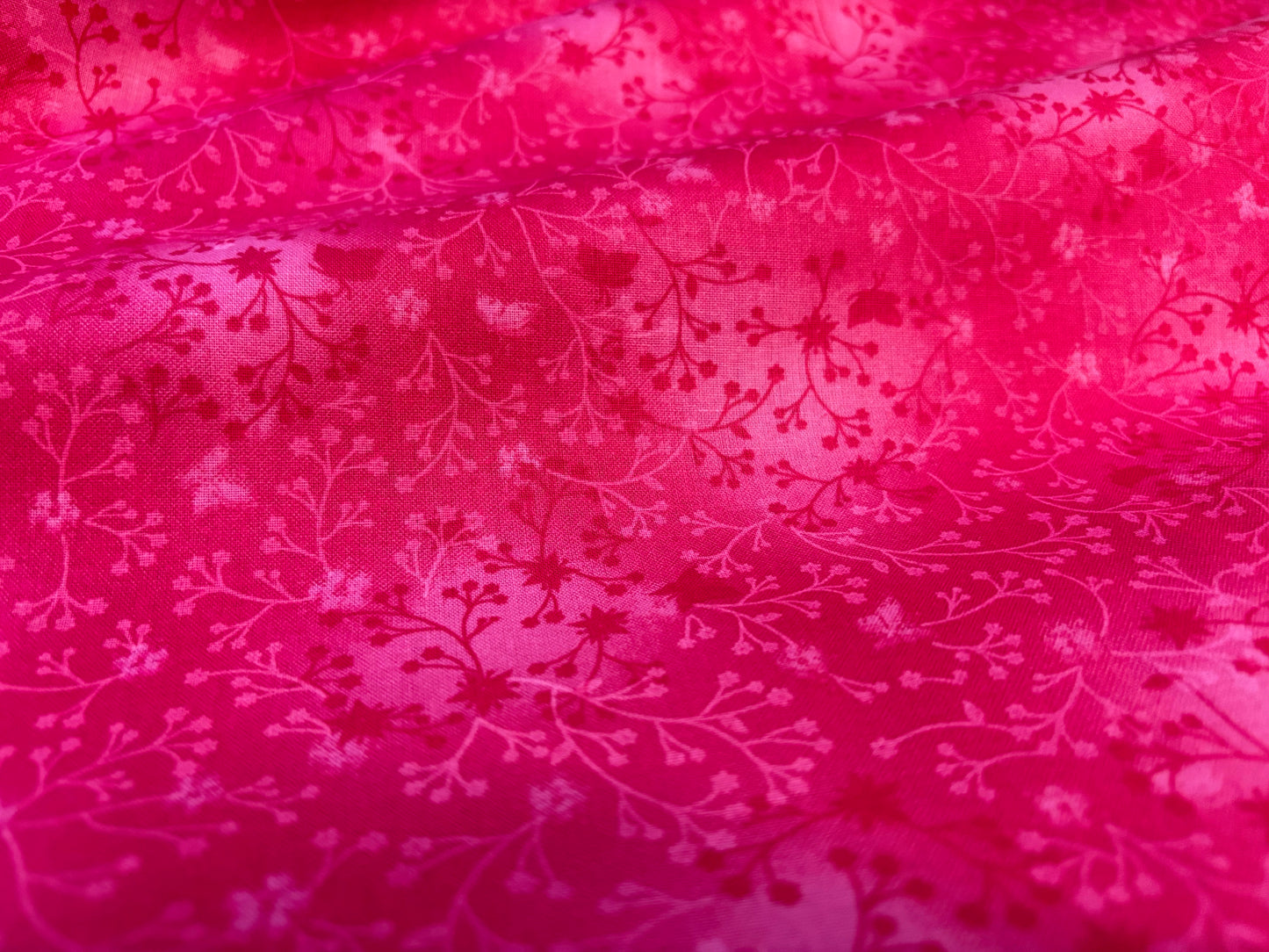 Baumwollstoff Zuckerrot Floral