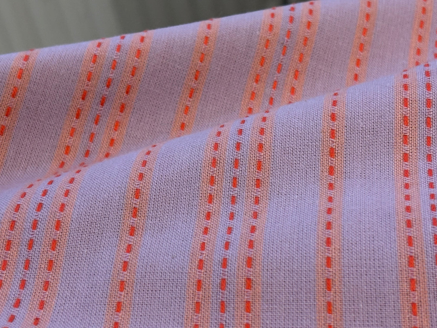 Baumwollstoff gewebt gestrichelten