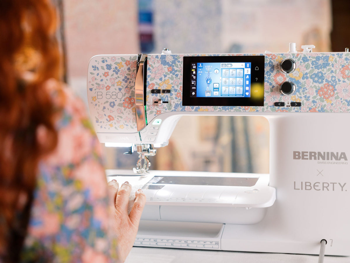BERNINA 580 LIBERTY Edition Nähmaschine/Stickmaschine