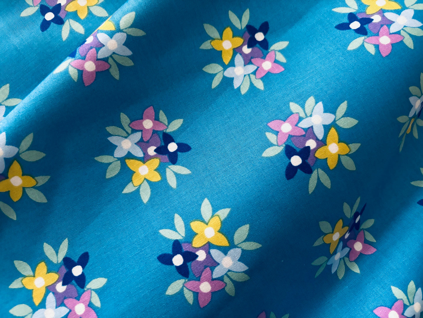 Baumwollstoff Retro Blumen Türkis
