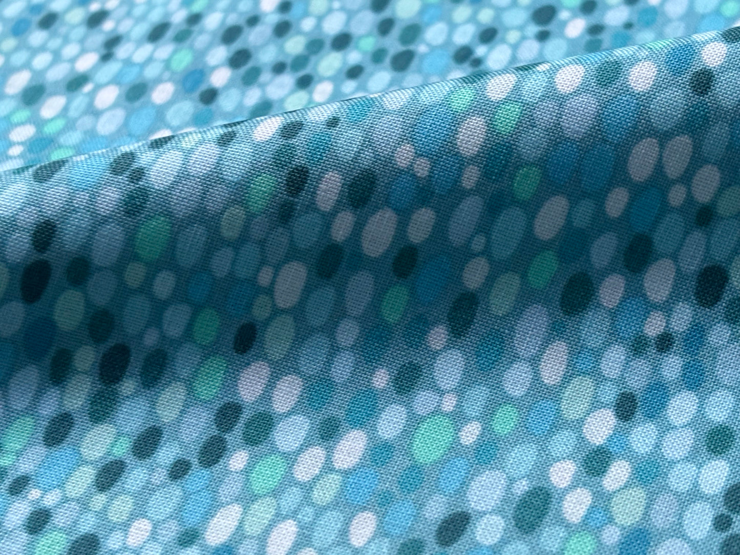 Baumwollstoff Spot Blue Blubberblasen Blau