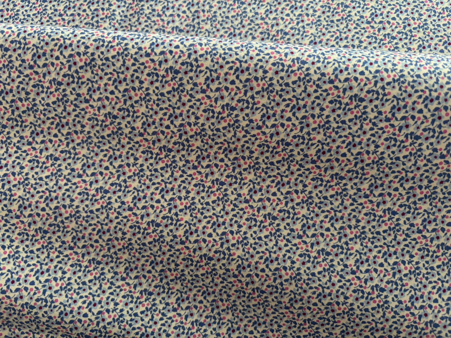 Baumwollstoff Bri Basic Iris Blümchen Tilda