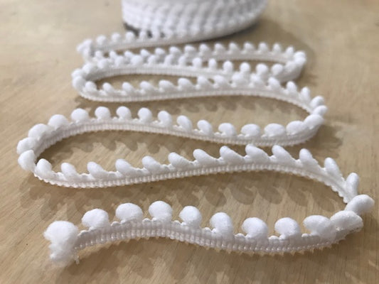 Bommelborte Mini Weiß 5 mm 01