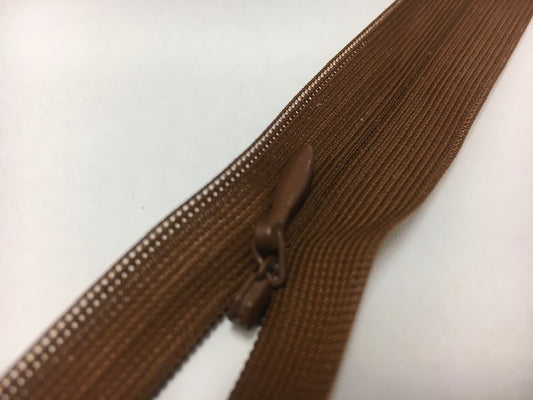 Nahtverdeckter Reißverschluss 30 cm