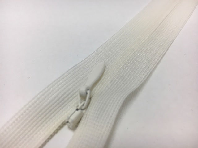 Nahtverdeckter Reißverschluss Naturweiß 60 cm