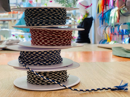 Kordel Petrol Weiß gemustert