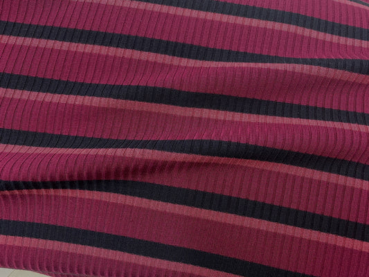 MILK-Tencel gestreifter Rippenstrick