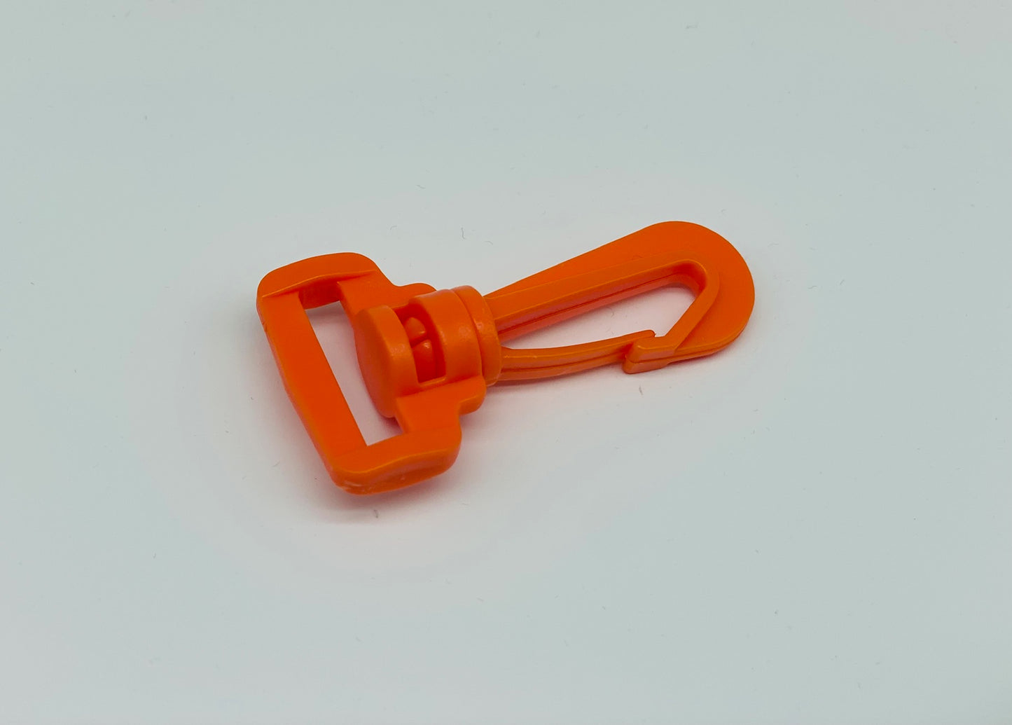 Karabinerhaken 30 mm Orange