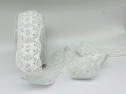 Häkelspitzenbordüre Weiß
