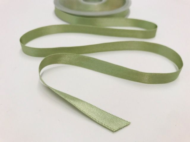Satinband 15 mm Mattgrün 054
