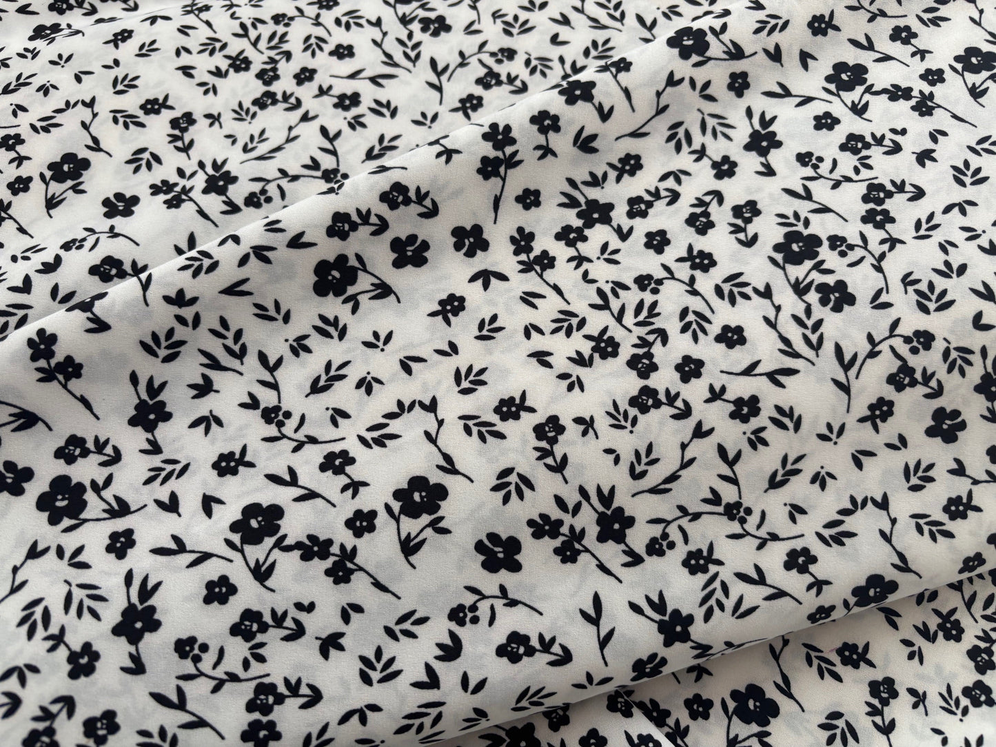 Leichter Magnolia Stretch Blümchen