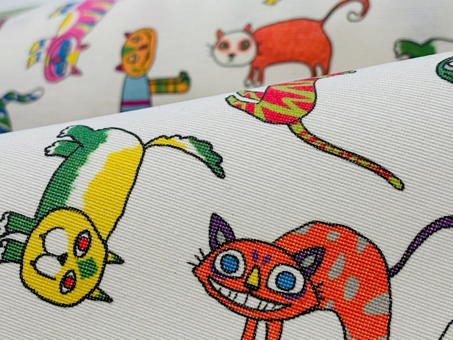 Wachstuch Happy Cats Bunte Katzen