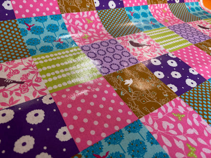 Wachstuch Musterquadrate Pink/