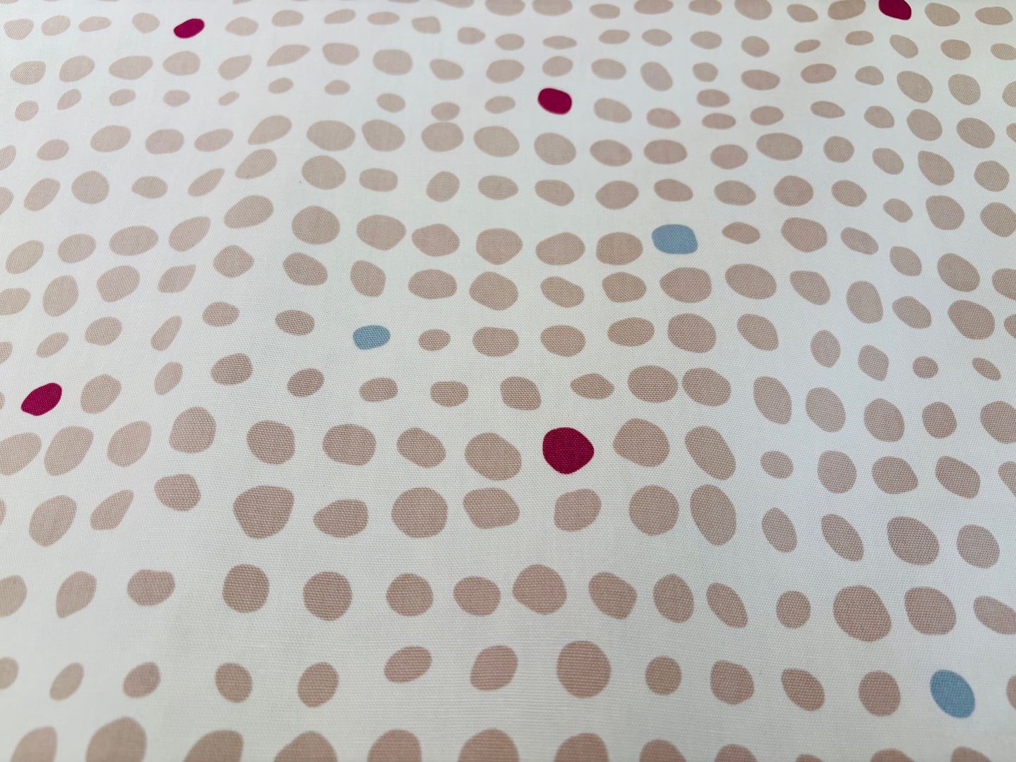 Canvas Tupfen Beige KOKKA