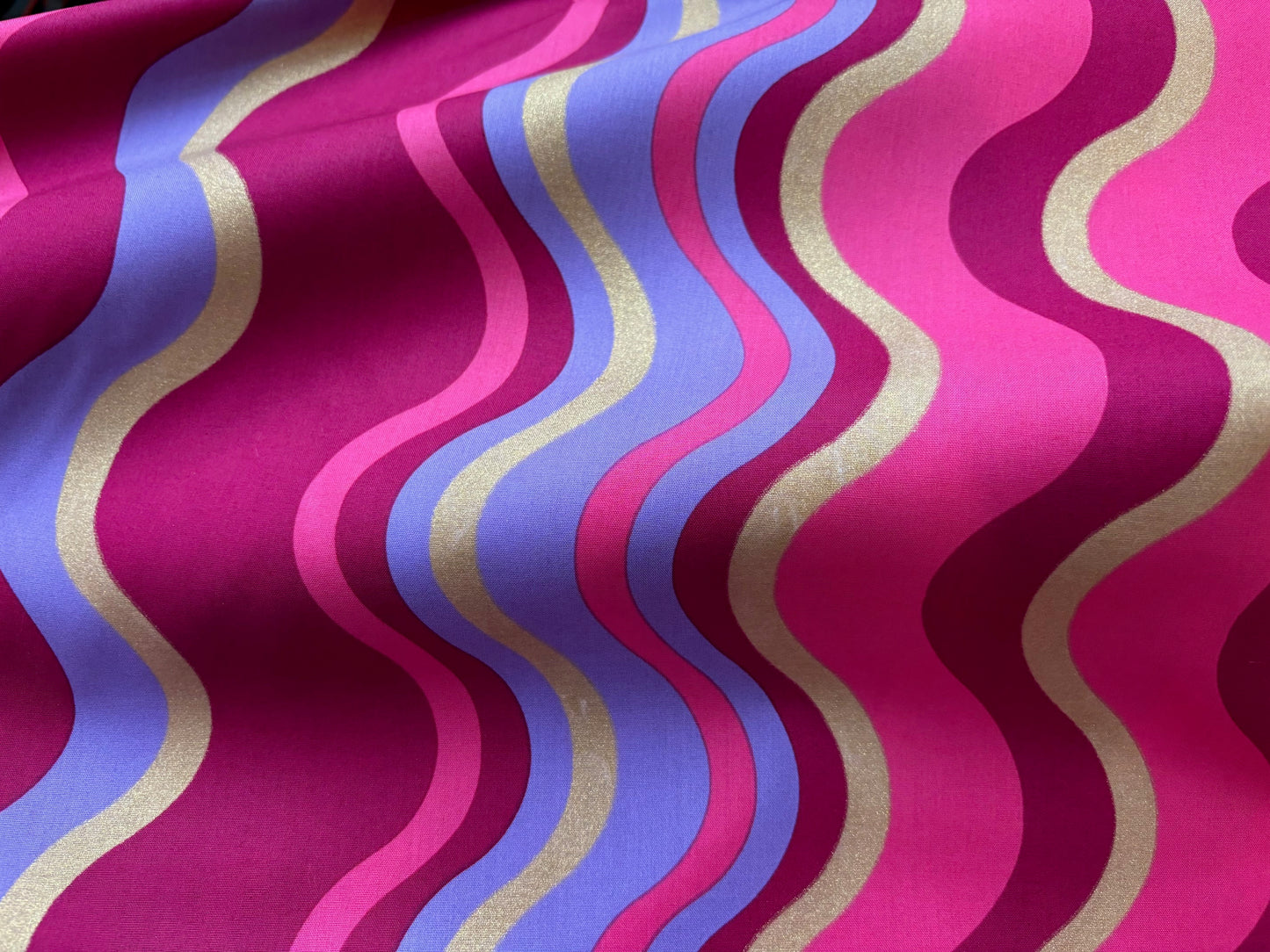 Baumwollstoff Retro Wave Pink Lila