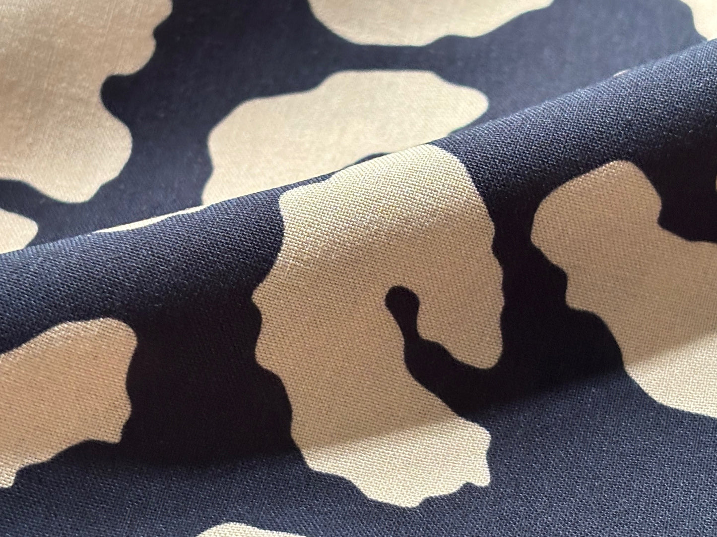 Viskose Leo Schwarz Beige