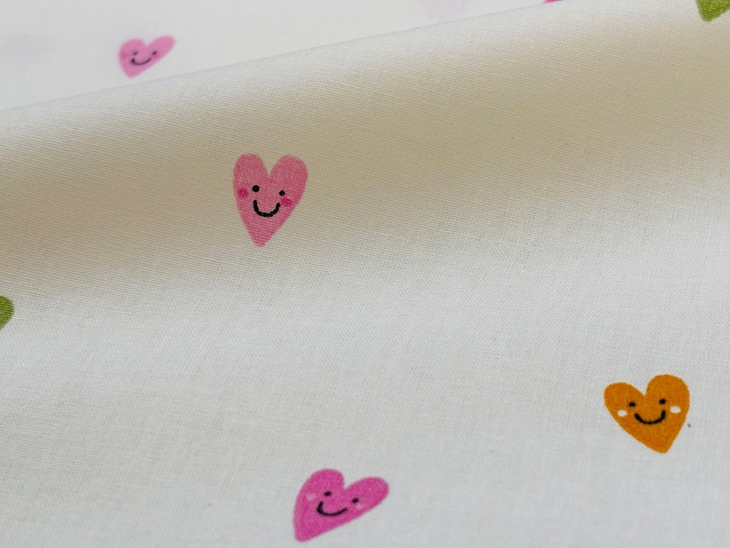 Baumwollstoff Zuckersüße Herzchen