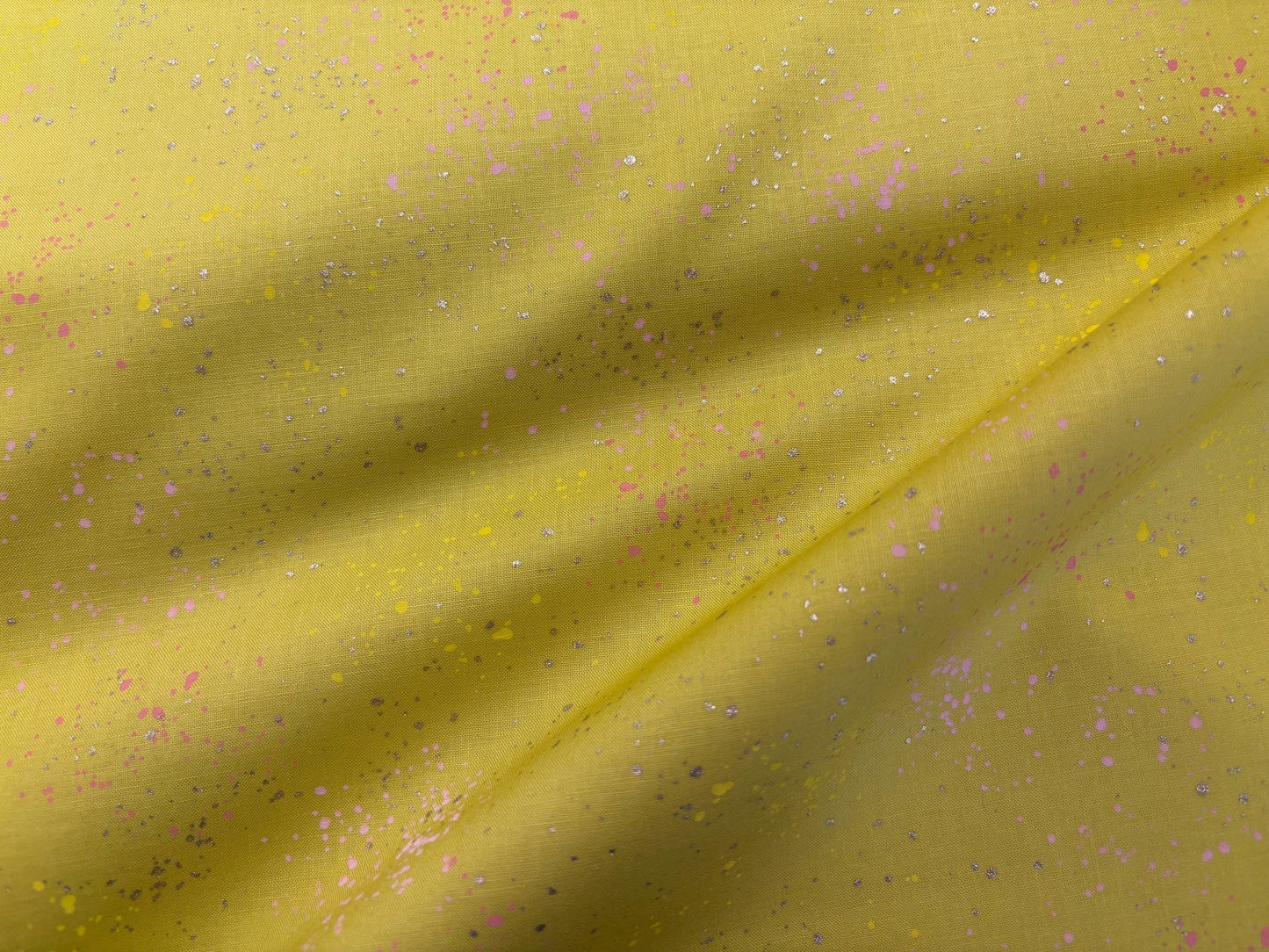 Baumwollstoff Speckled gesprenkelt Senfgelb Gold Ruby Star