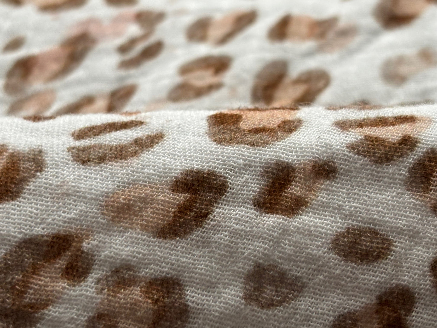 Musselin/Gauze Leo Tupfen Hellbraun