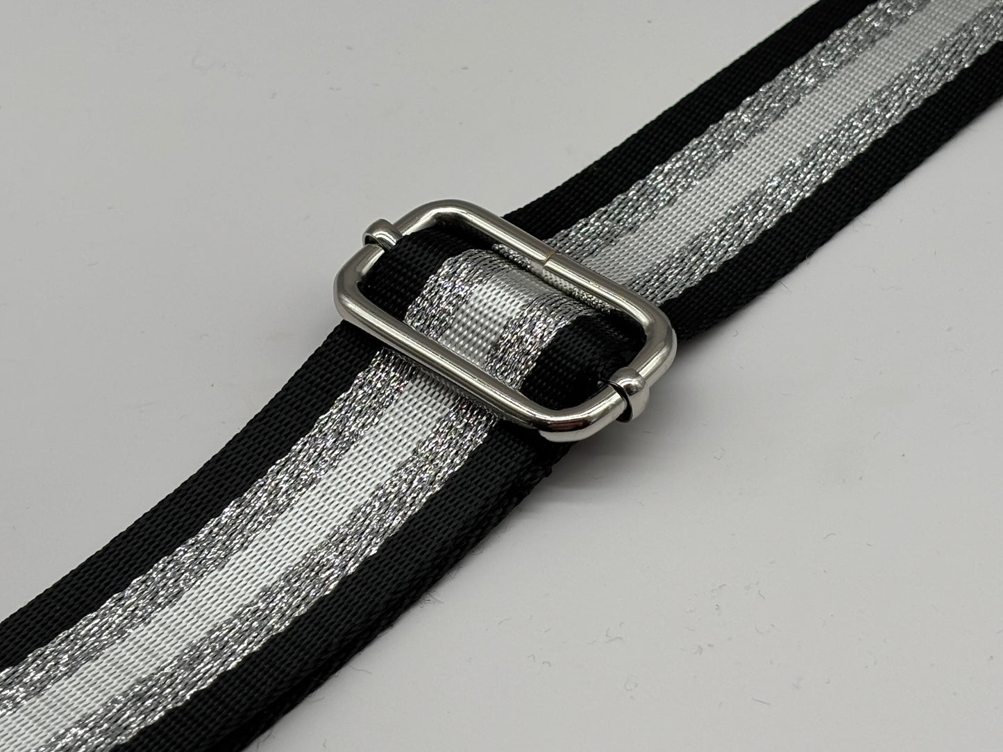 Tragegurtband Stripes Silber Schwarz