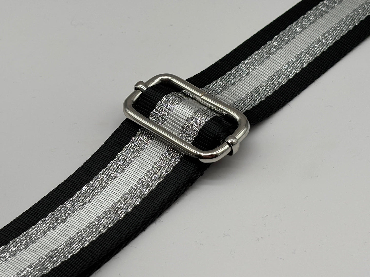 Tragegurtband Stripes Silber Schwarz