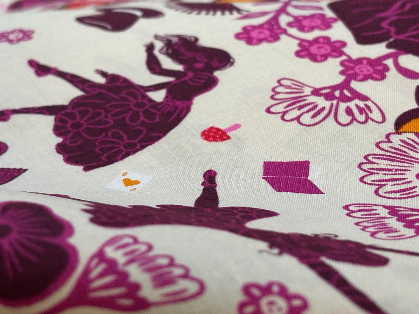 Baumwollstoff Hello Alice Blumen und