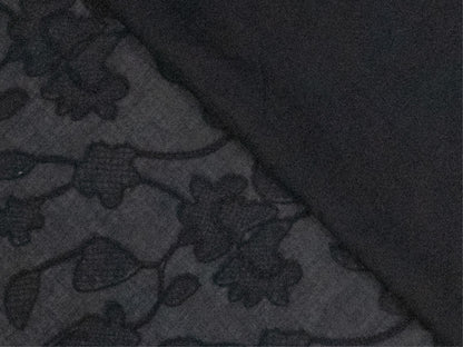 Baumwollstoff mit Stickerei Schwarz
