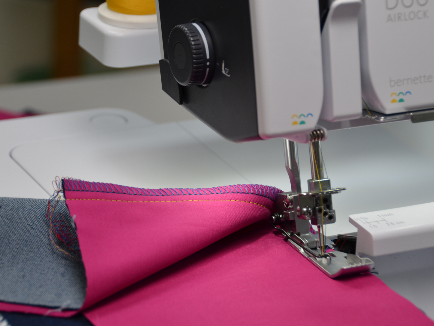 bernette 62 AIRLOCK Coverstitch