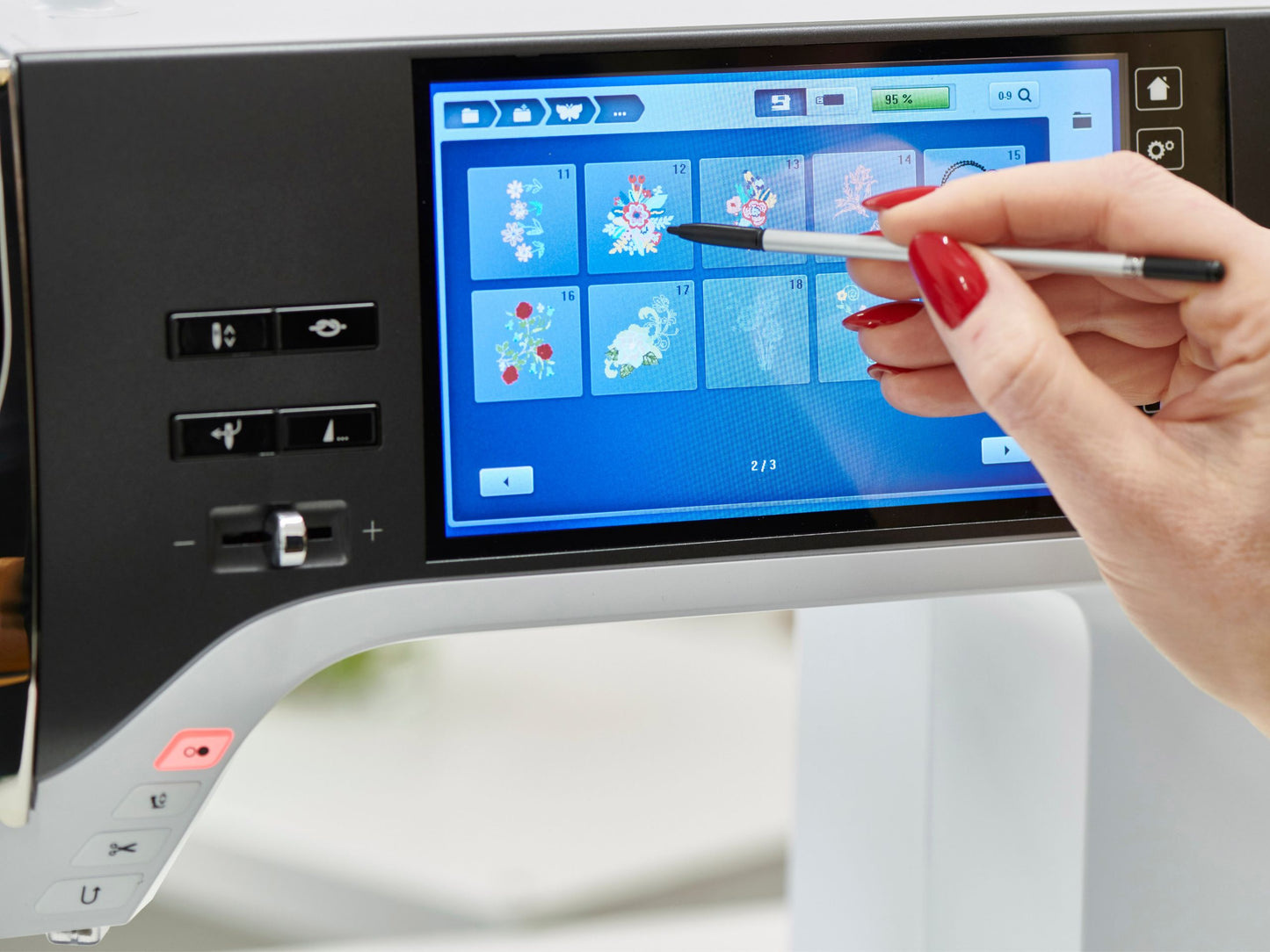 BERNINA 790 PRO Nähmaschine/Stickmaschine