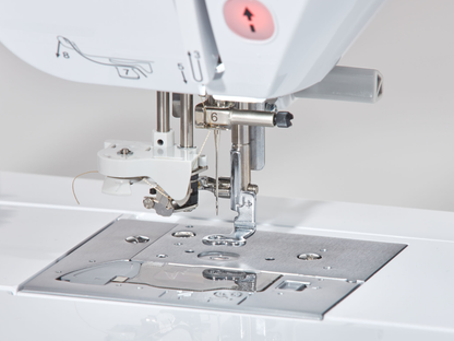 Brother Innov-is NV 880E Stickmaschine