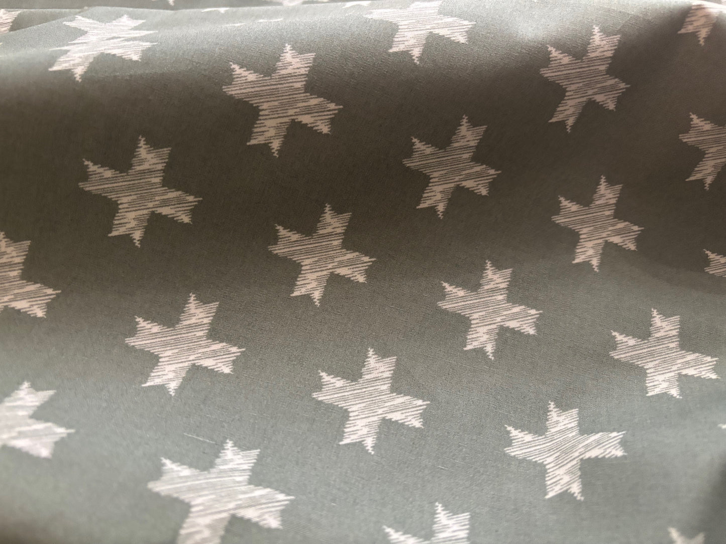 Baumwollstoff gestrichelte Kreuze,