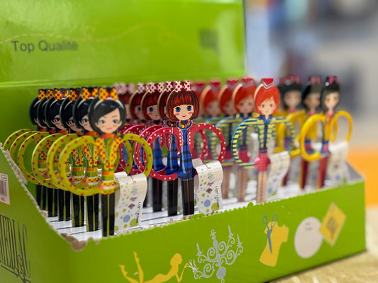 Kleine Stick-/Fadenschere Girly