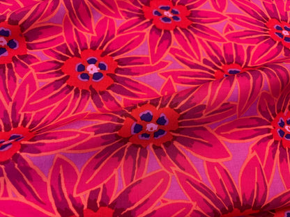 Baumwollstoff Potentilla Blumen Pink Rot Lila Kaffe Fassett