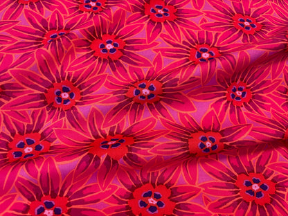 Baumwollstoff Potentilla Blumen Pink Rot Lila Kaffe Fassett