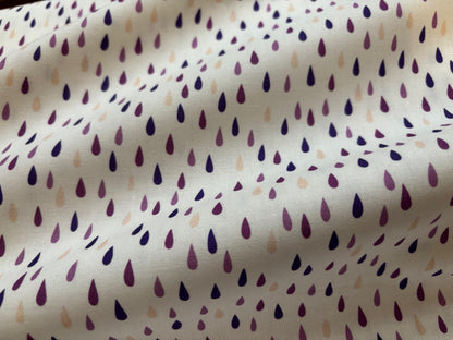 Bio-Baumwollstoff Wildest Dreams Lila Tropfen
