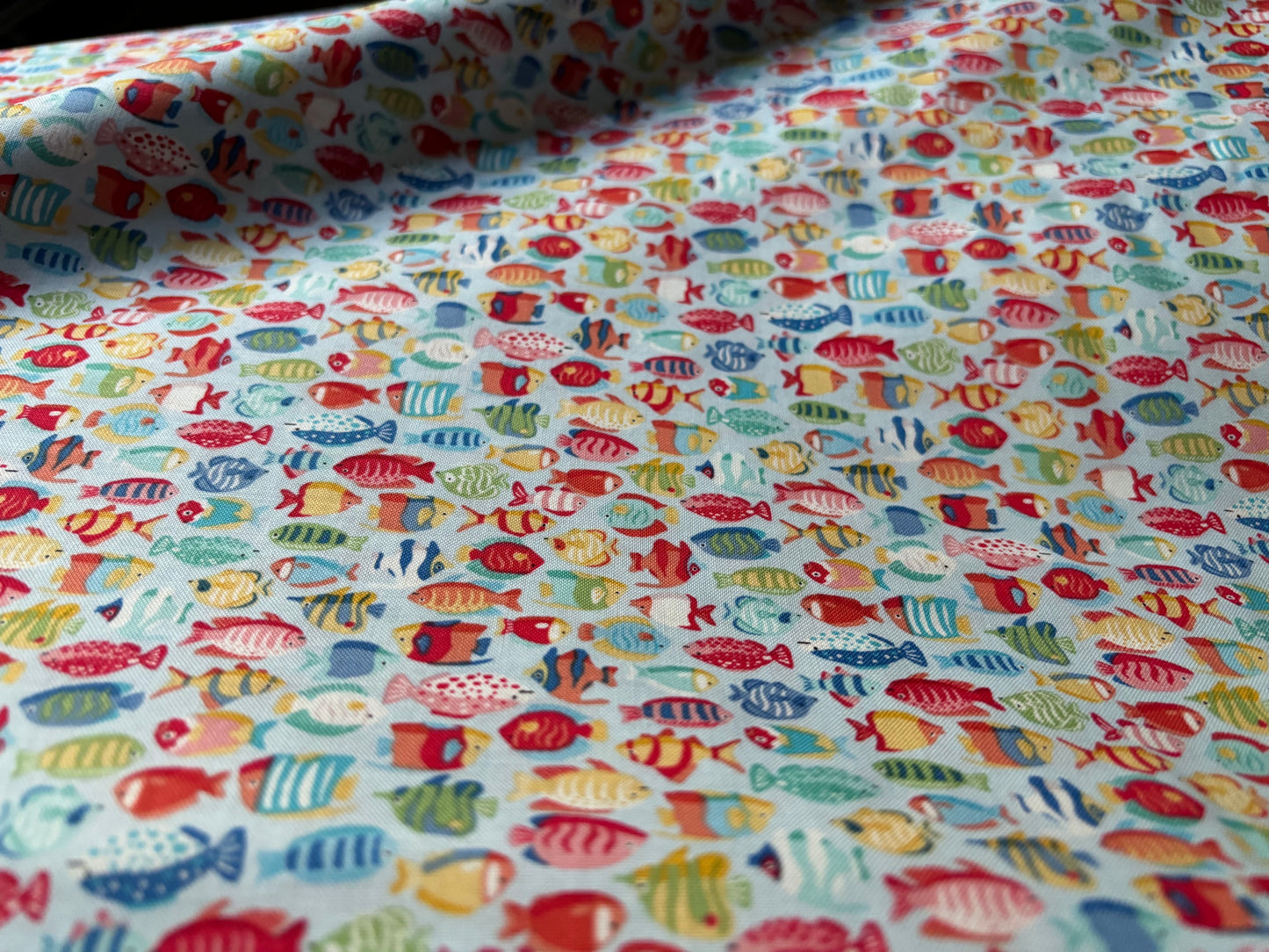 Baumwollstoff Kleine bunte Fische
