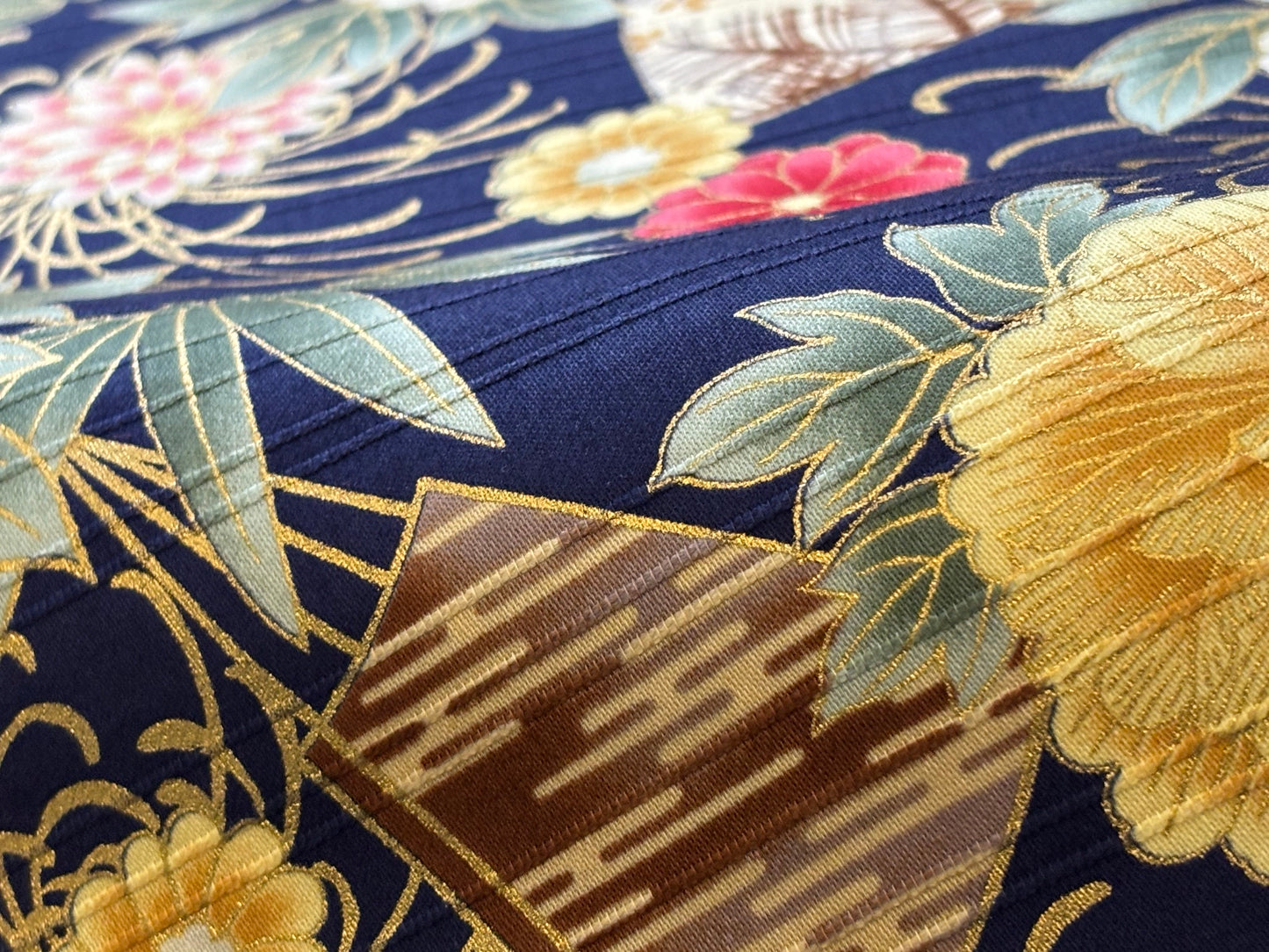 Baumwollstoff ASIA Blumen Violett Koralle Gold