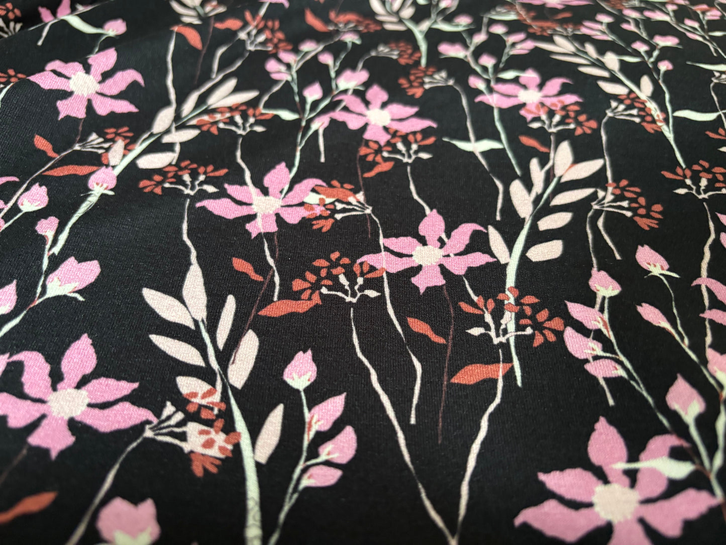 Viskose-Jersey Rosa Wiesenblumen Avalana