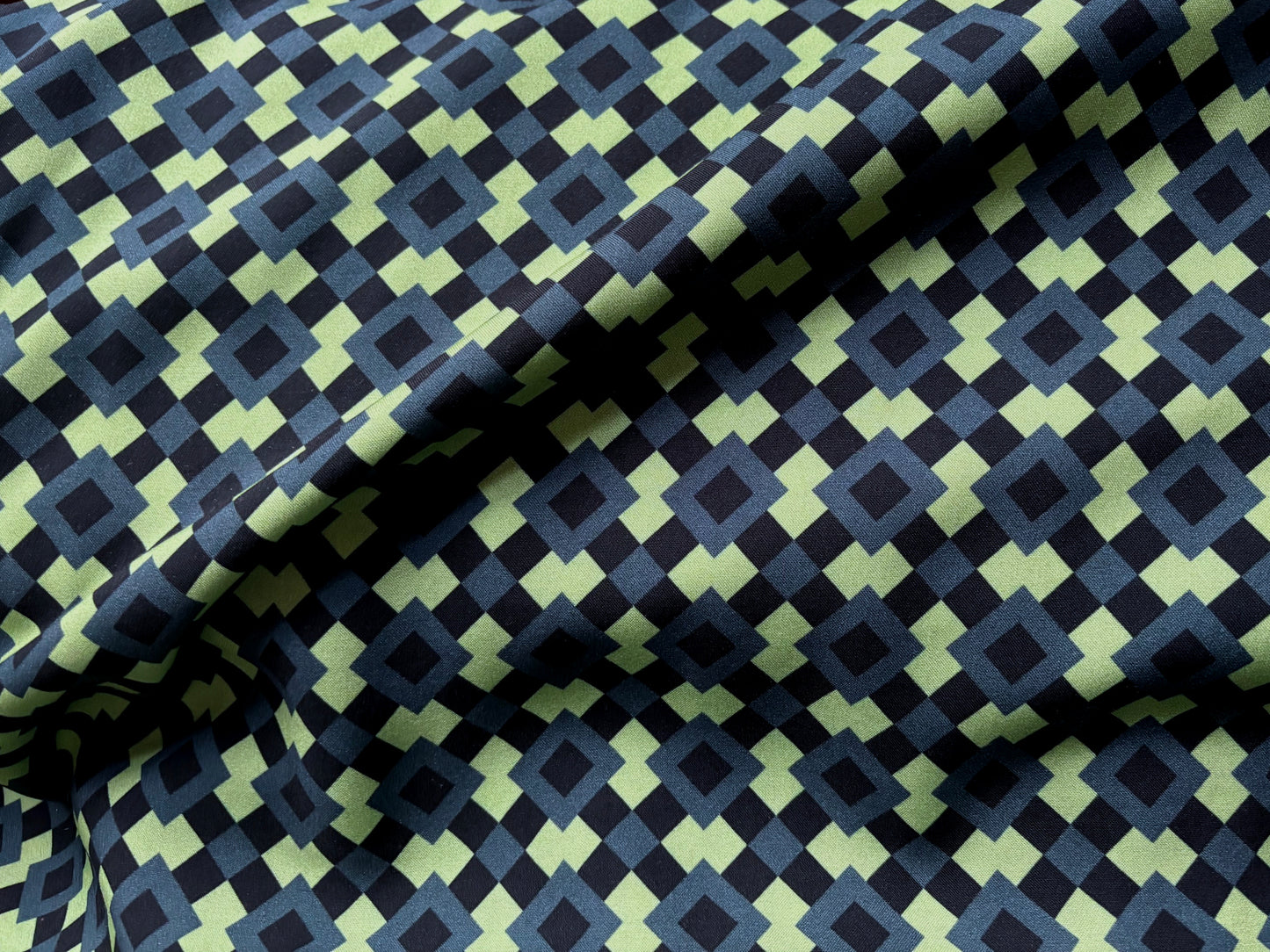 Viskose Geometric Karo Blau Mint