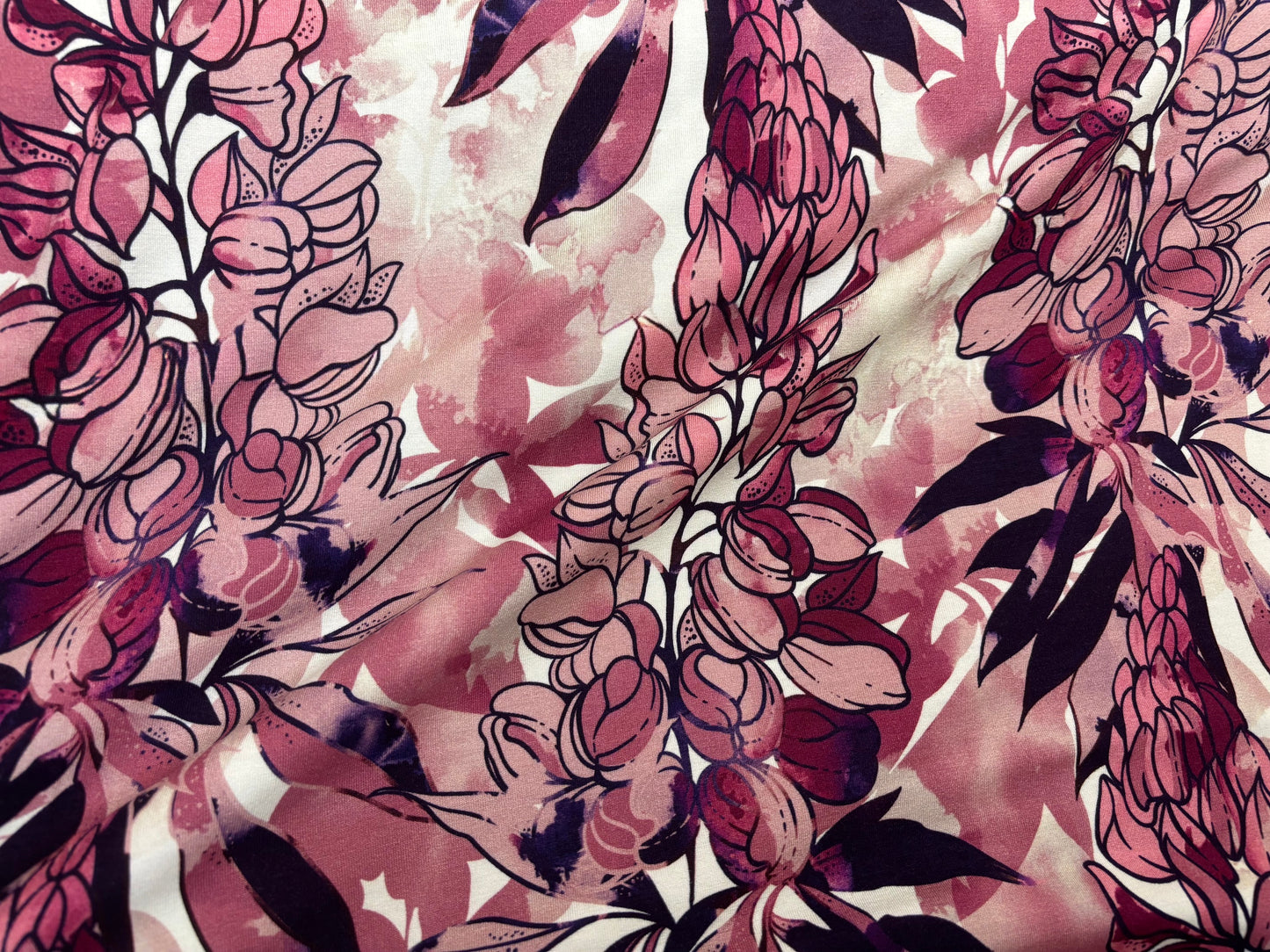 Viskose-Jersey Fingerhut Florales Design Avalana