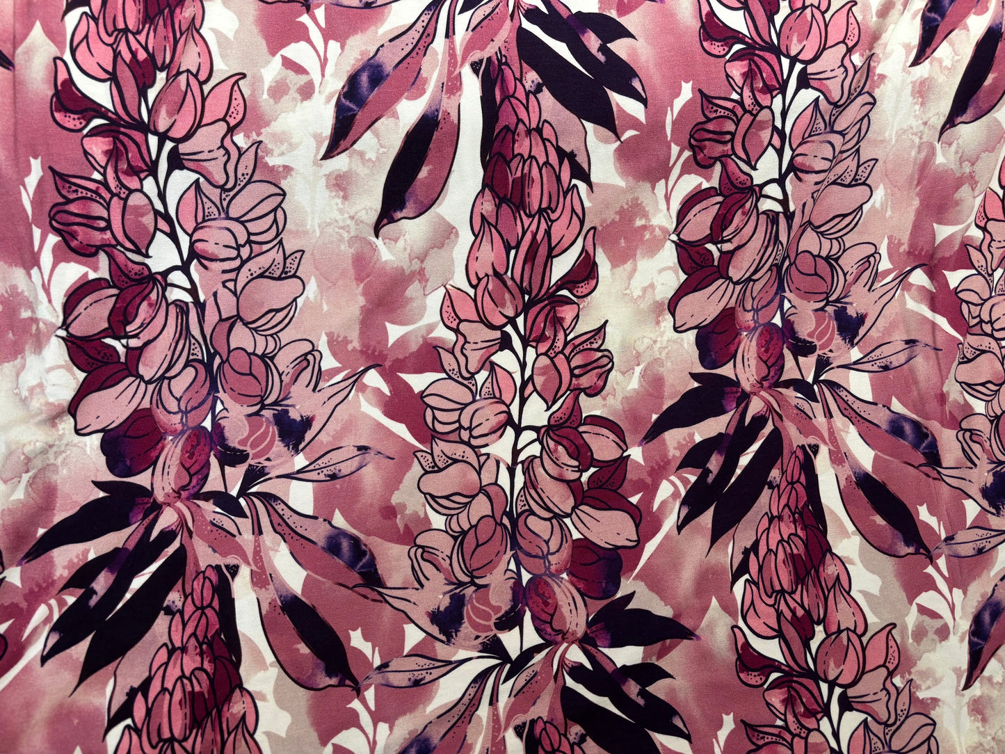 Viskose-Jersey Fingerhut Florales Design Avalana