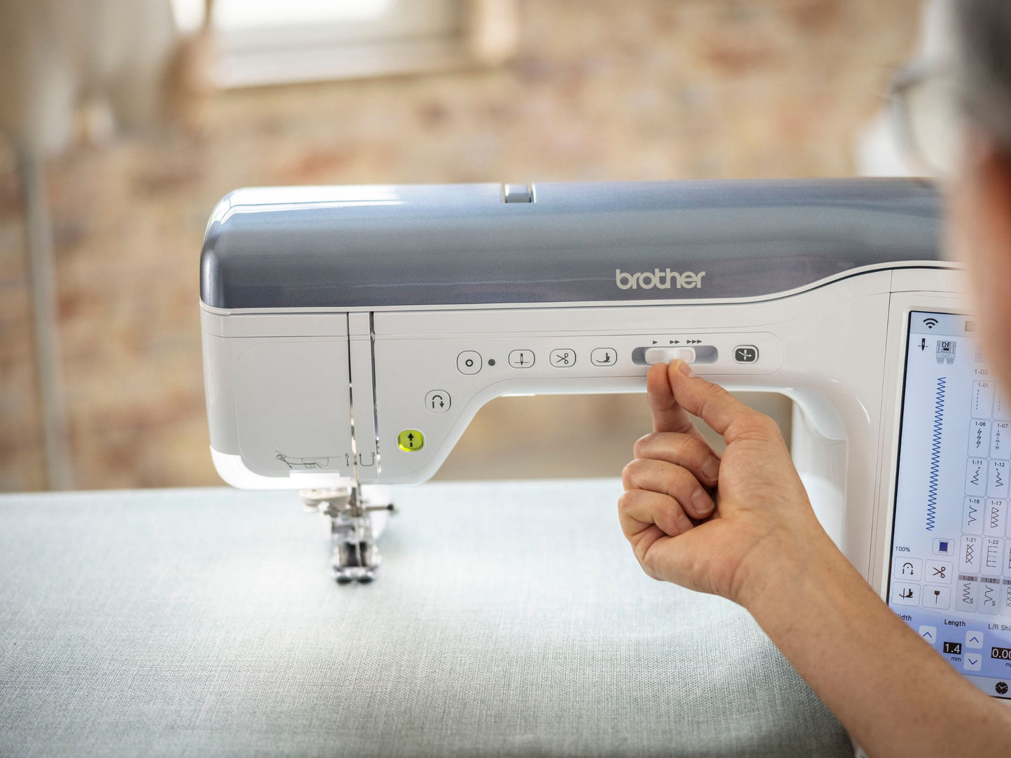 Brother Innov-is Celeste Nähmaschine